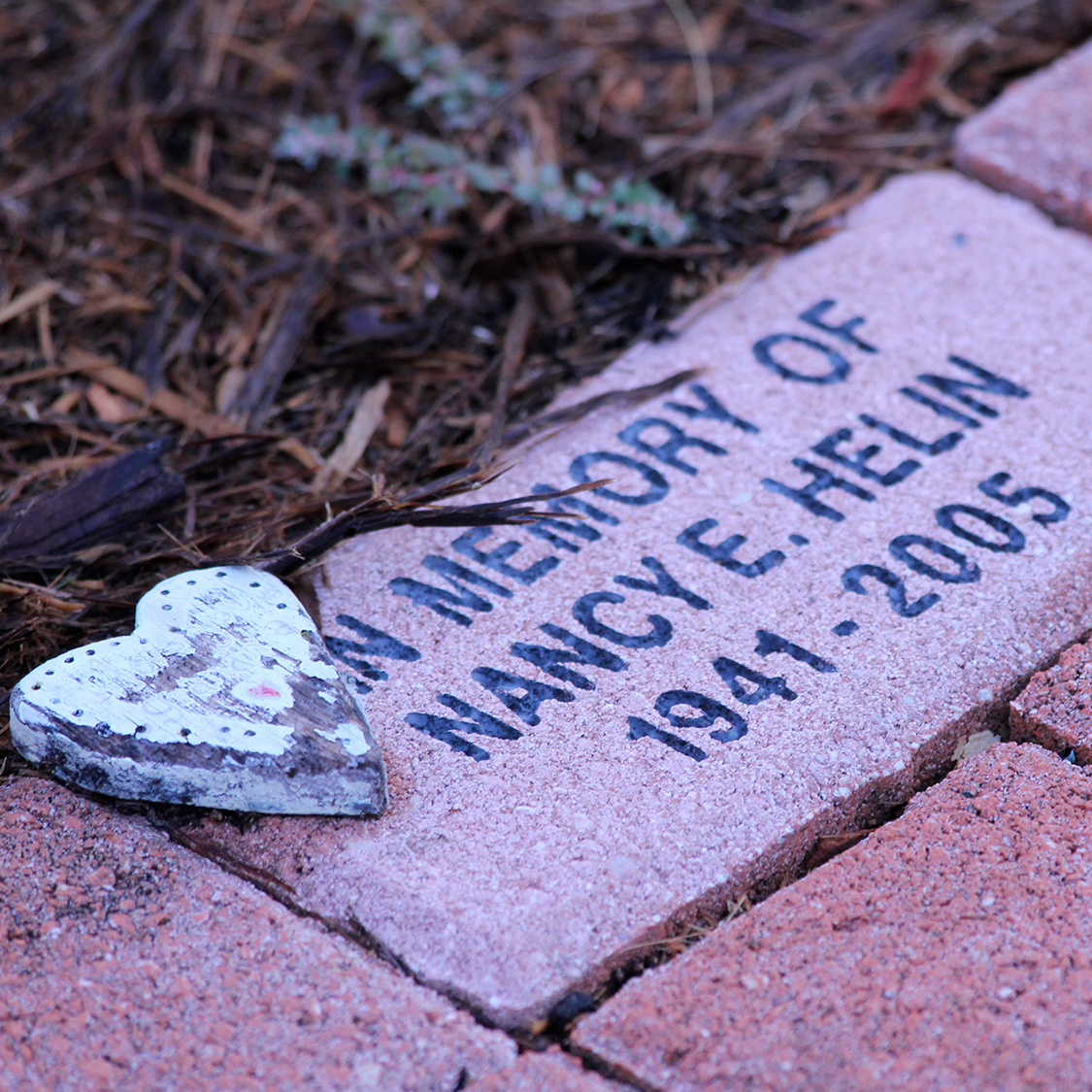 Memorial Heart with Inclusion, Remembrance Gift